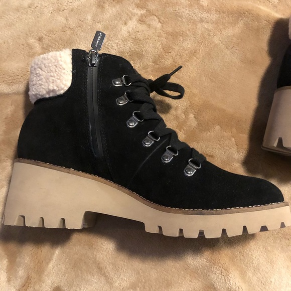 Women’s Blondo waterproof boots. Size 8. New in box. - Picture 6 of 6